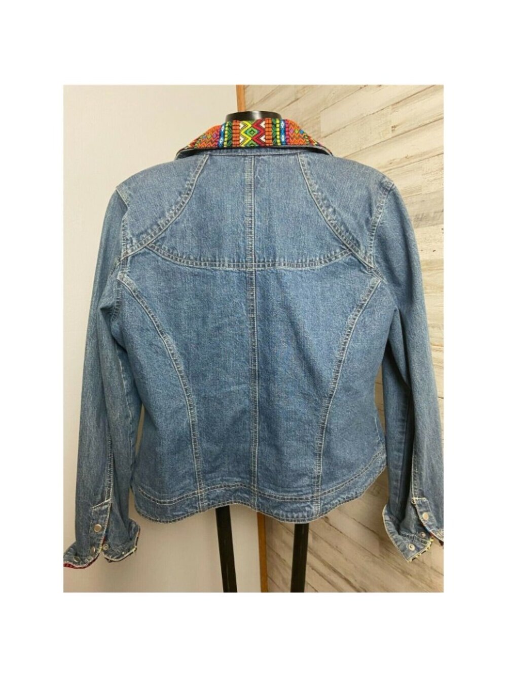 French Cuff Women's Denim Jacket Embroidery Design Sz M/L ? Native Tribal ~~ - Picture 2 of 7